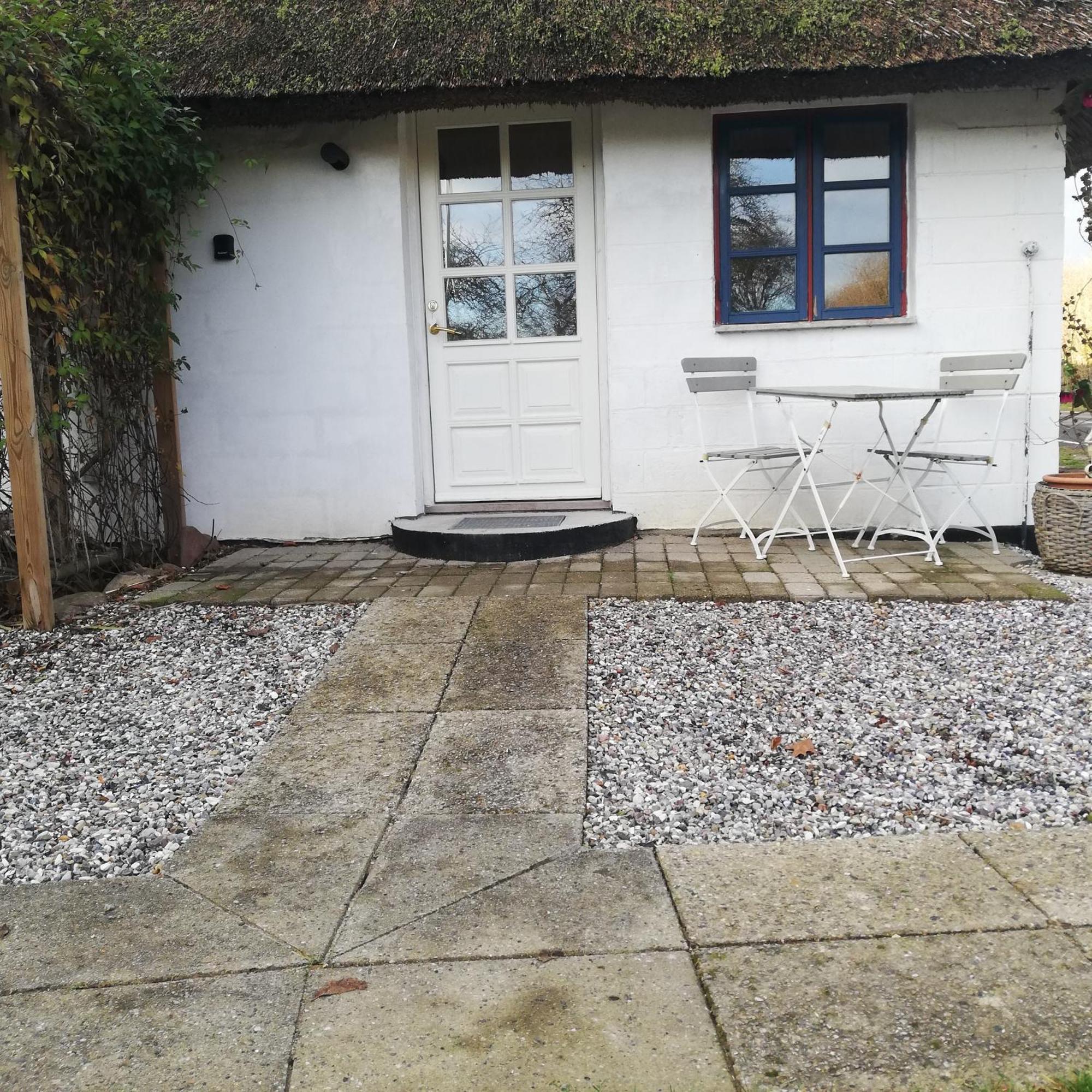 The Whispering Apple Garden Retreat Apartment Morud